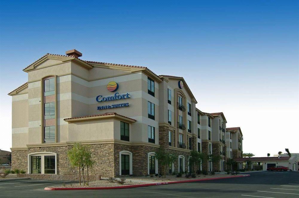 Photo of Buildings in Whitney Ranch