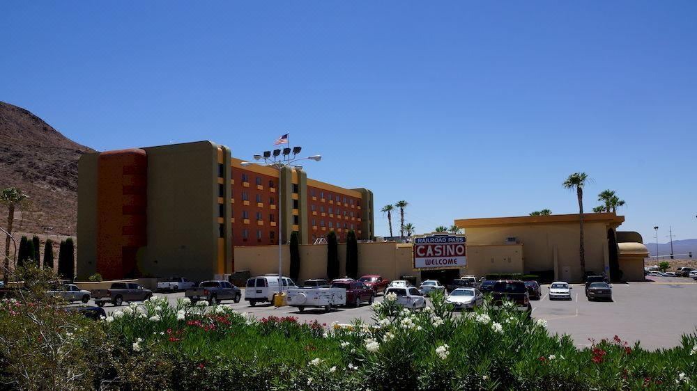 Photo of Buildings in Mission Hills