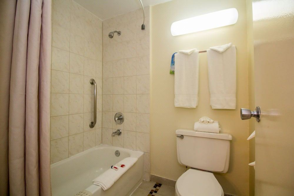 Photo of Bathroom in Cortez Hill