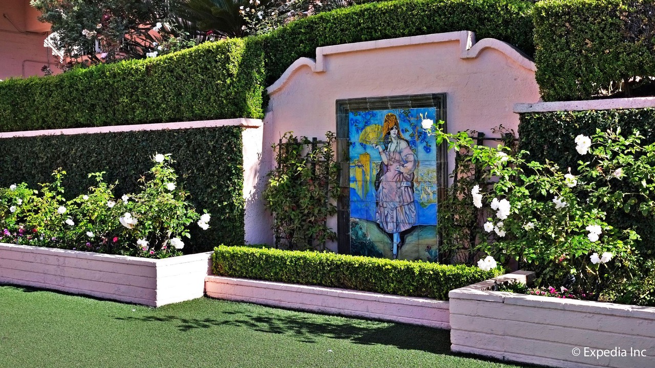 Photo of Buildings in Village of La Jolla