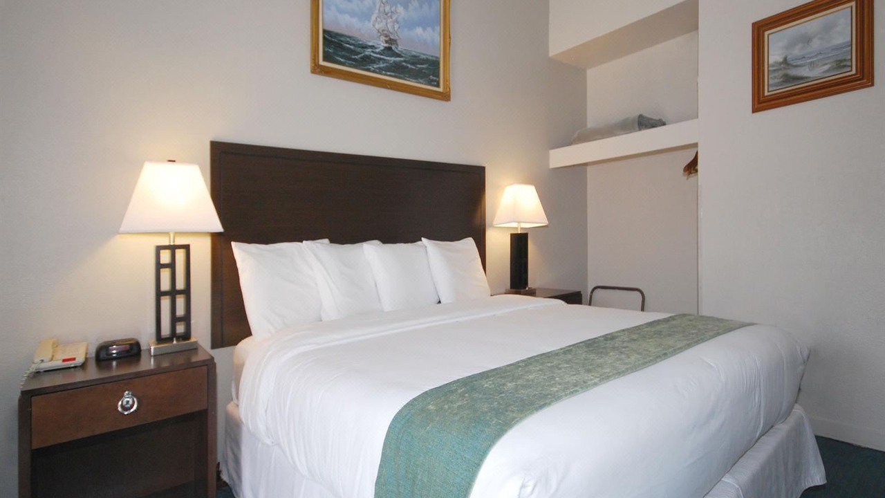 Photo of Bedroom in Lighthouse District