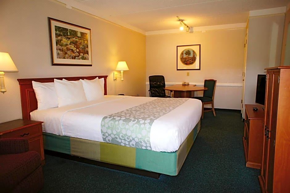 Photo of Bedroom in Bakersfield