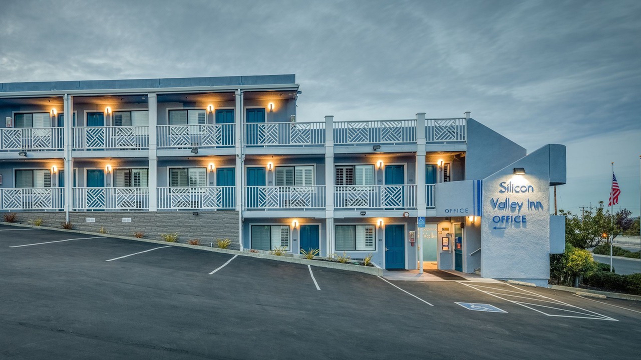 Photo of Buildings in Belmont