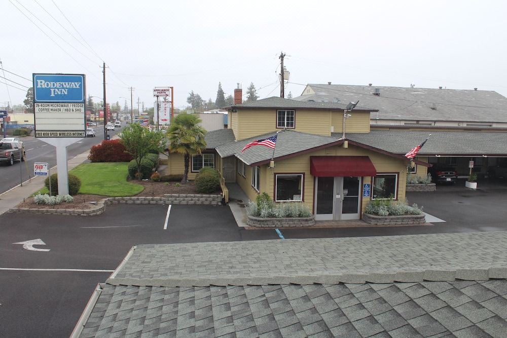 Photo of Buildings in City Center Medford