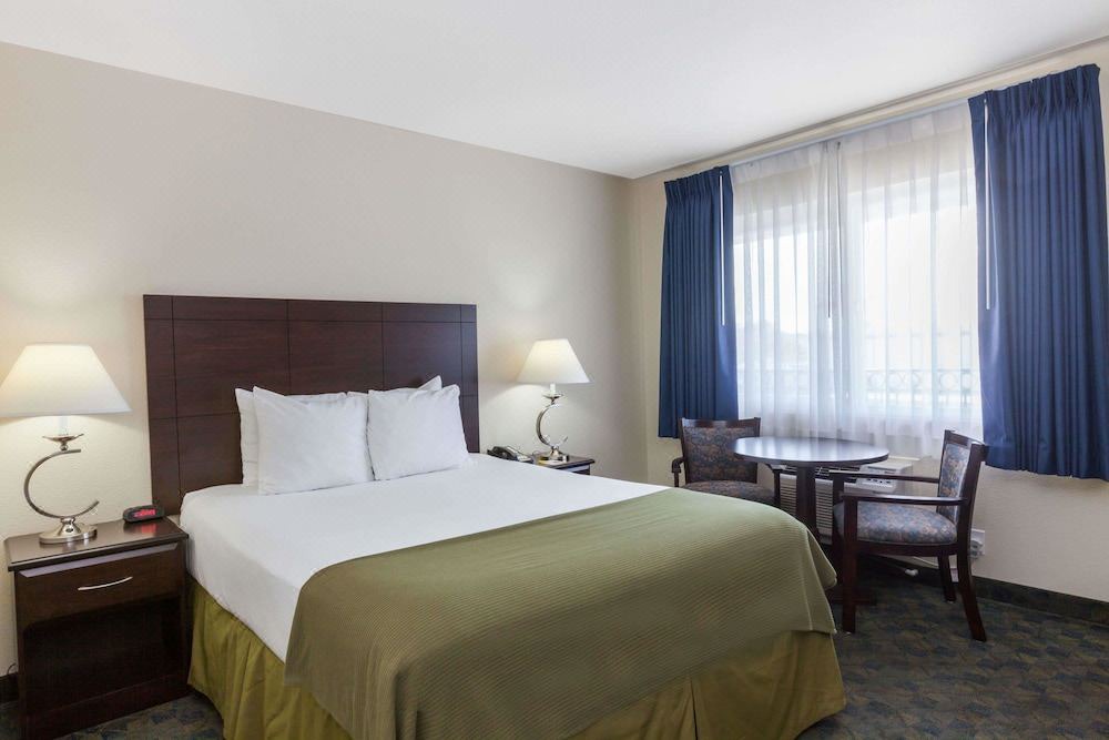 Photo of Bedroom in Santa Maria