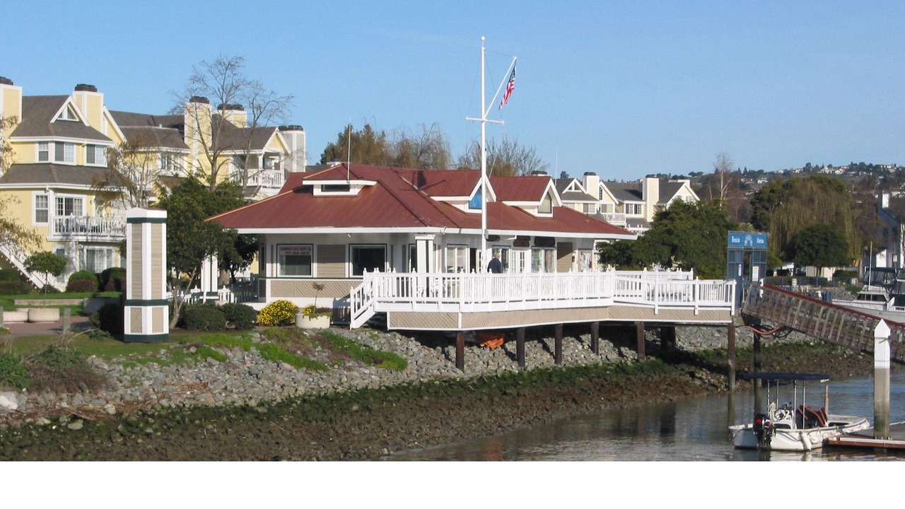 Photo of Buildings in Benicia