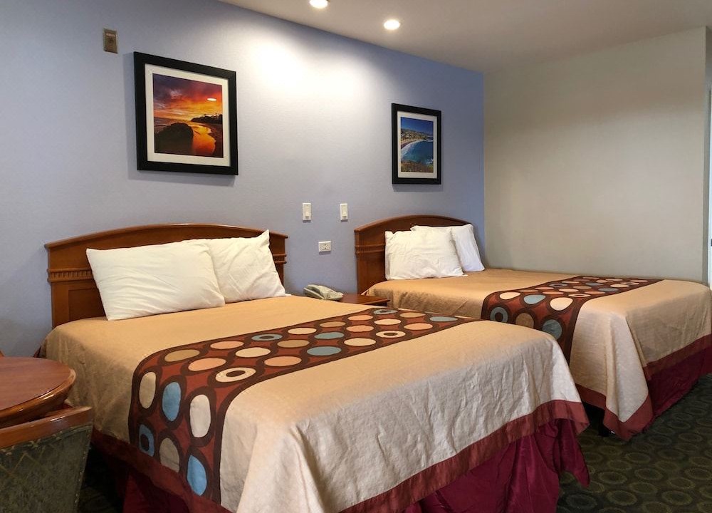 Photo of Bedroom in Orange