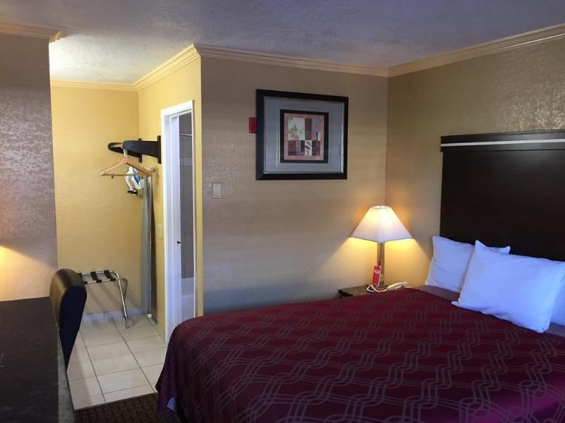 Photo of Bedroom in Lemon Grove