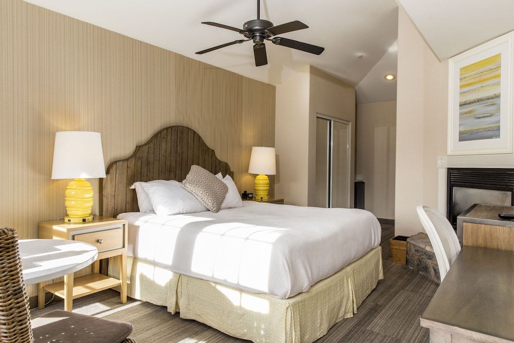 Photo of Bedroom in Motel District