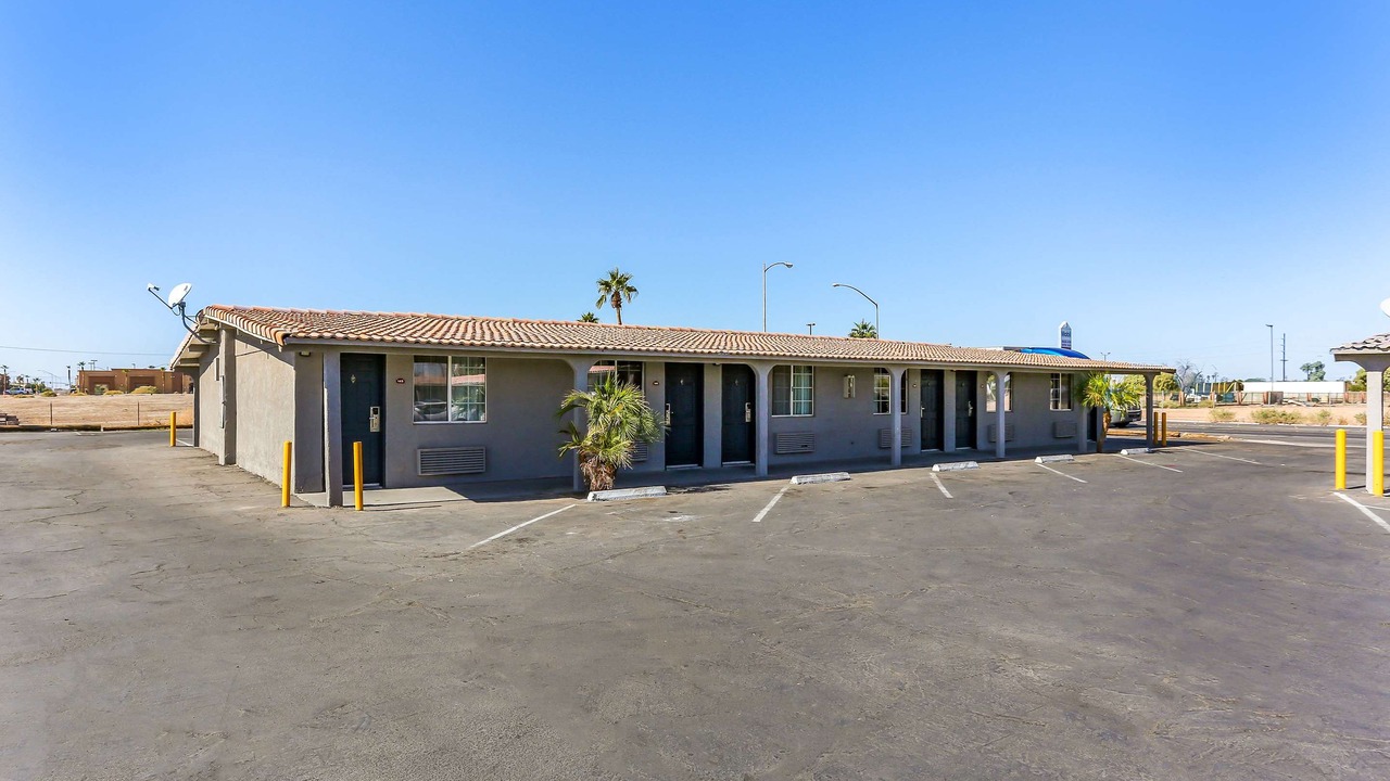 Photo of Buildings in El Centro