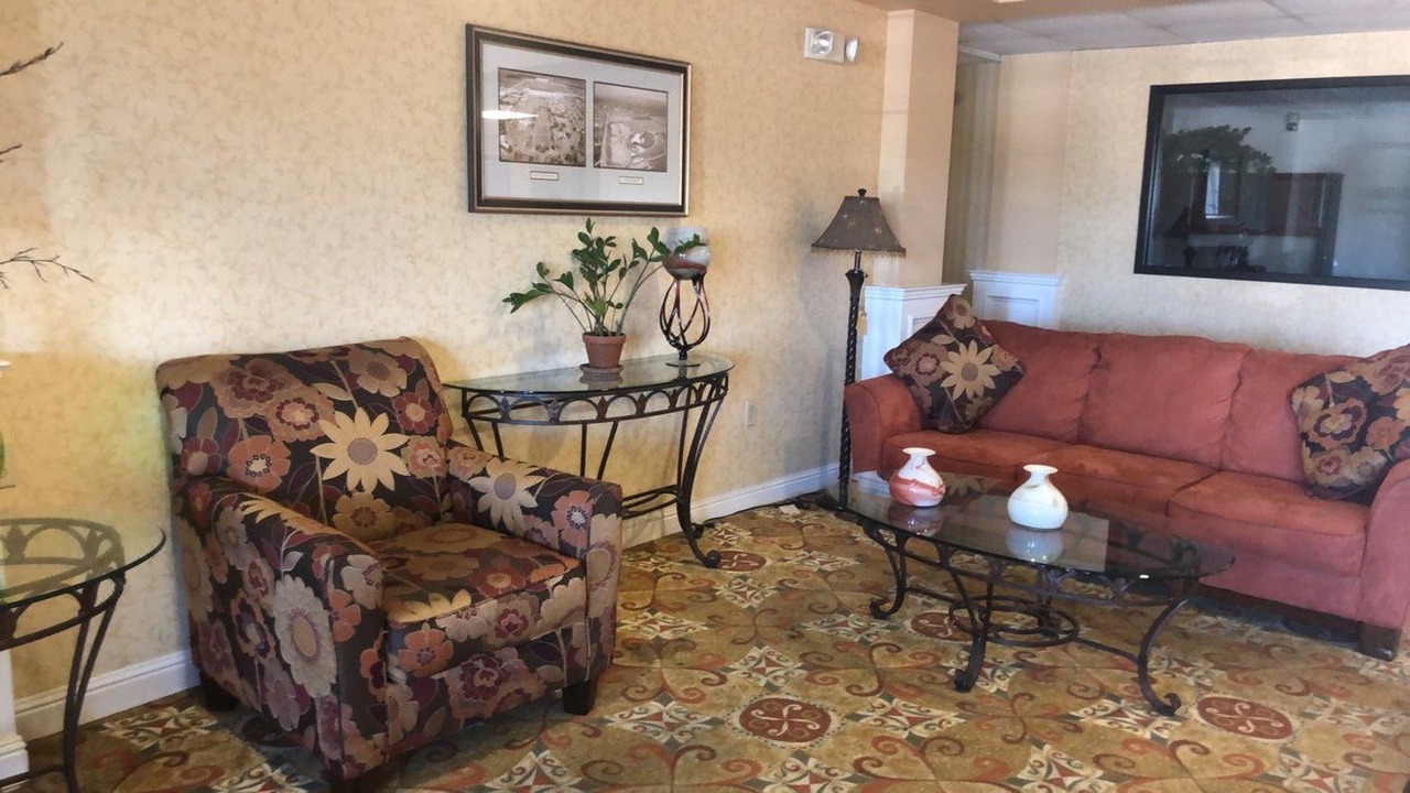 Photo of Livingroom in North Whisman