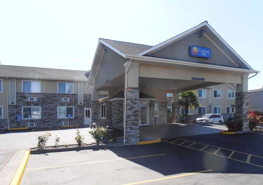 Photo of Buildings in Roseburg