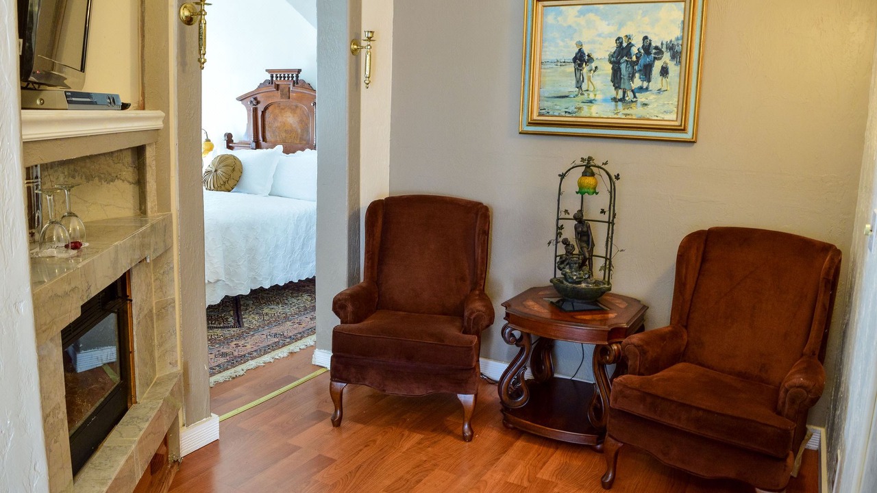 Photo of Livingroom in Point Arena