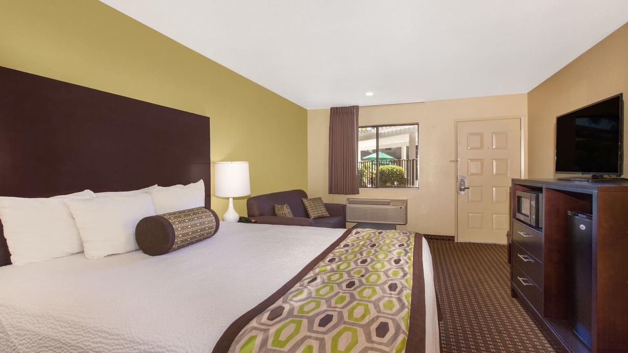 Photo of Bedroom in Milpitas