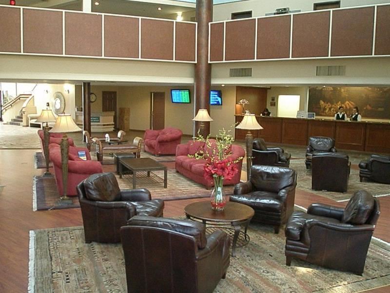 Photo of Livingroom in Newhall