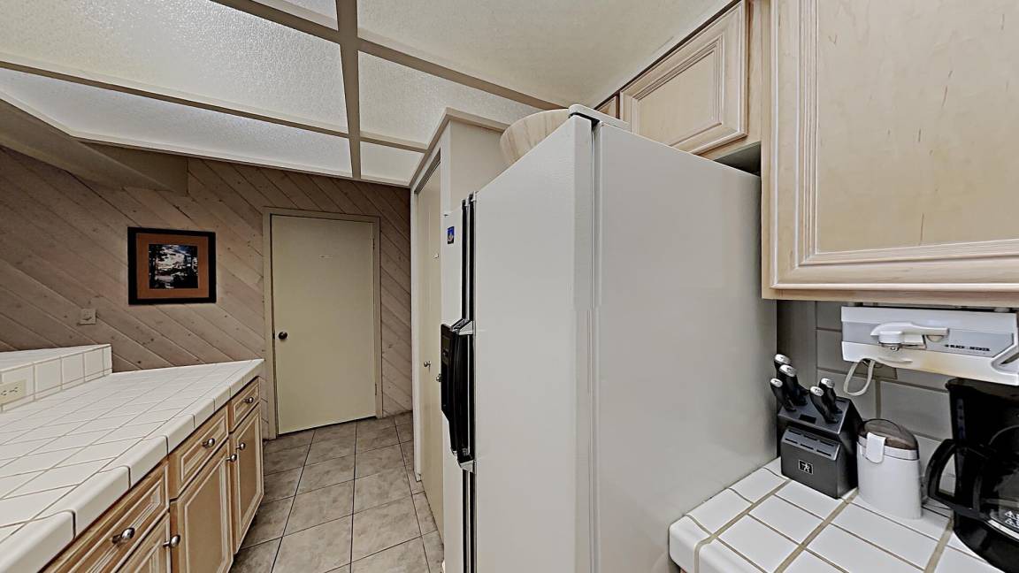 Photo of Kitchen in Mammoth Lakes