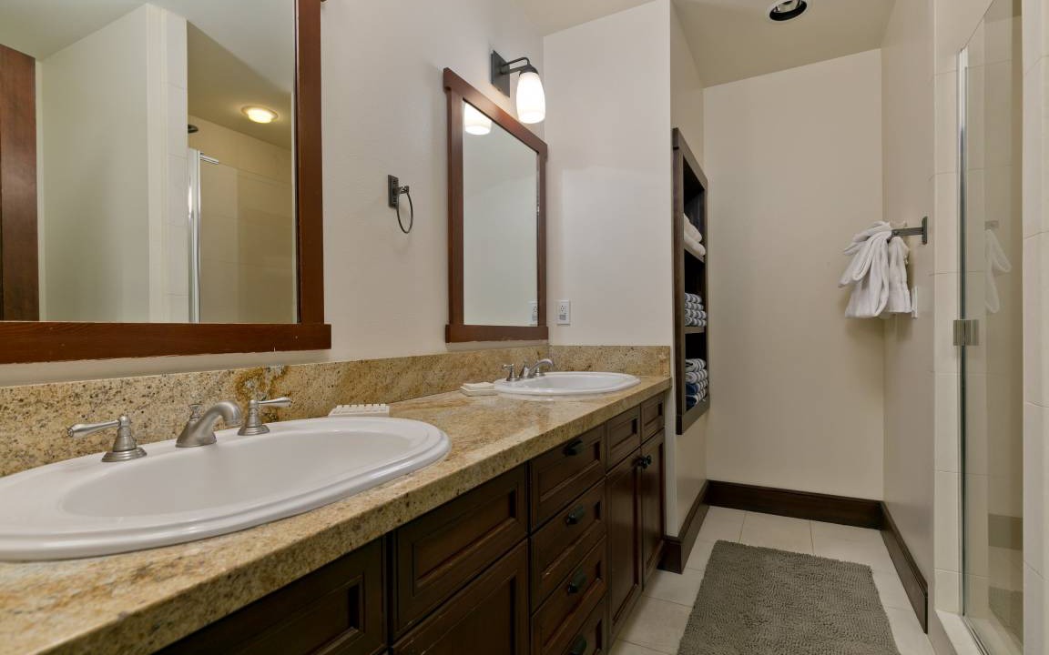 Photo of Bathroom in Mammoth Lakes