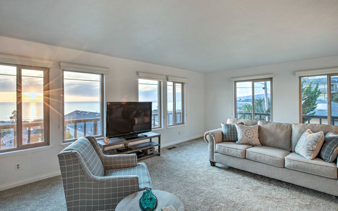 Photo of Livingroom in Cayucos