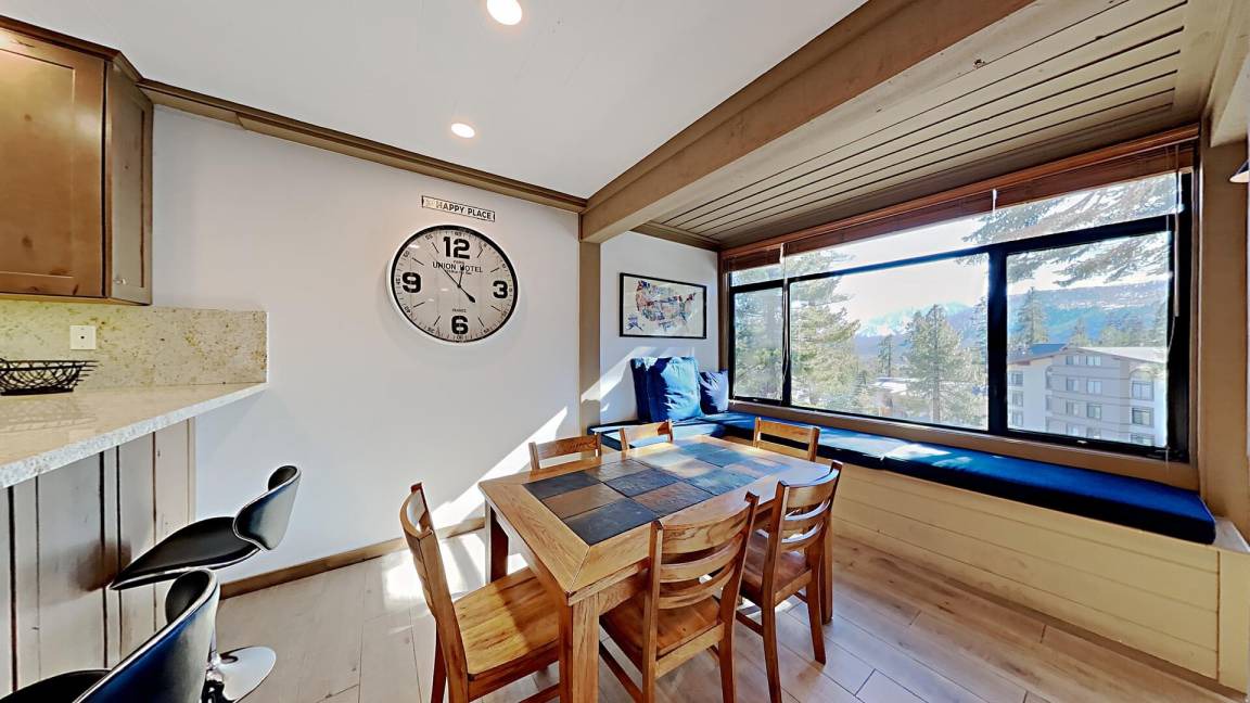 Photo of Kitchen in Mammoth Lakes