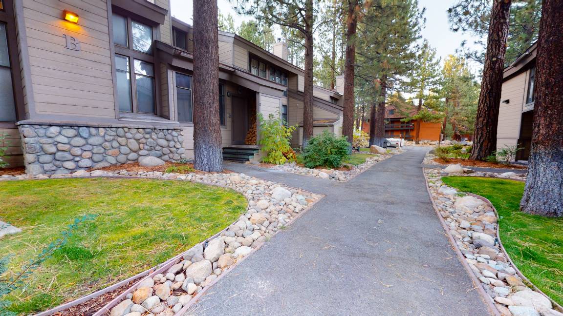 Photo of Others in Mammoth Lakes