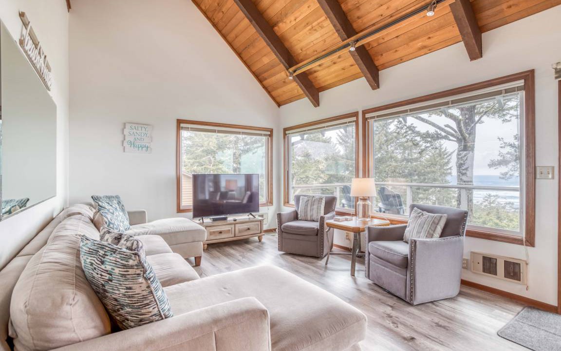 Photo of Livingroom in Sandpiper Village