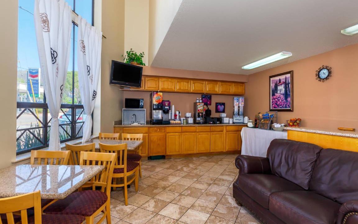 Photo of Livingroom in San Luis Obispo