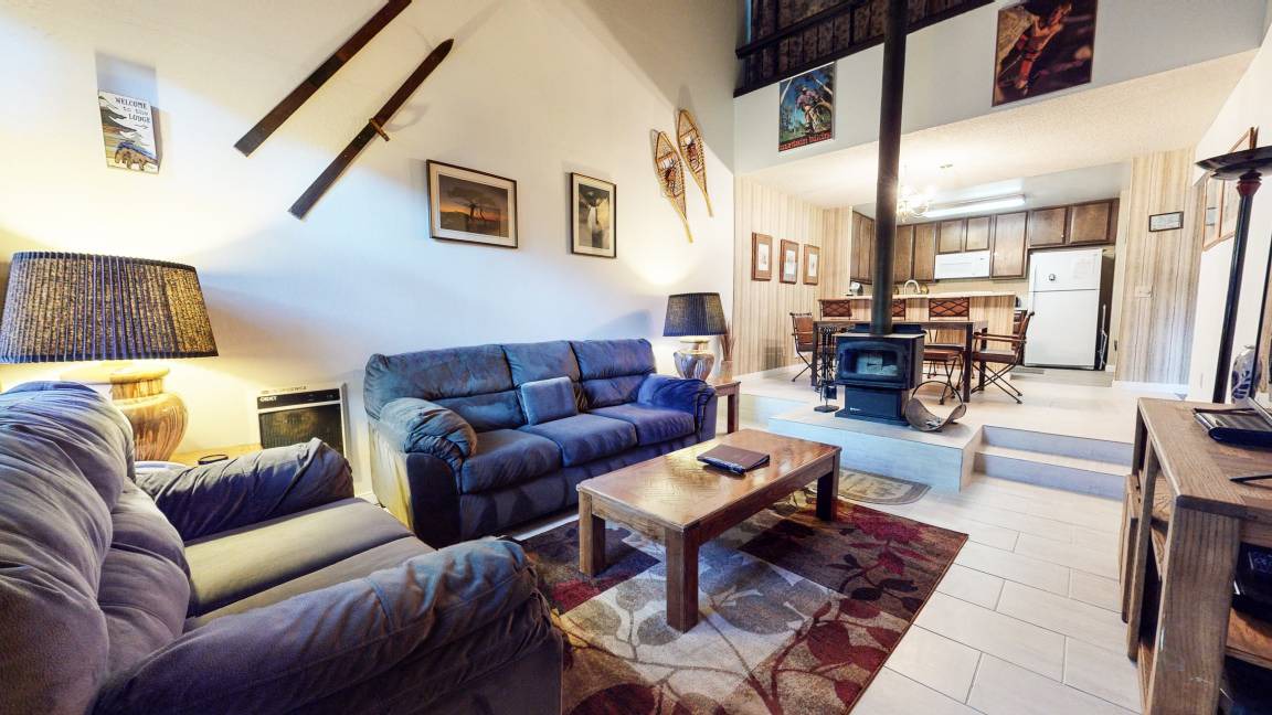 Photo of Livingroom in Mammoth Lakes