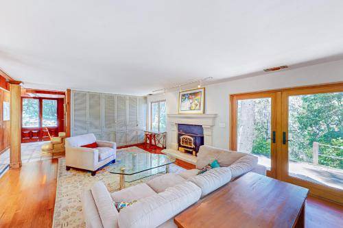 Photo of Livingroom in Templeton