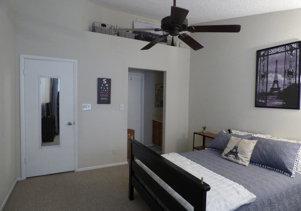 Photo of Bedroom in Alta Mesa Community Association