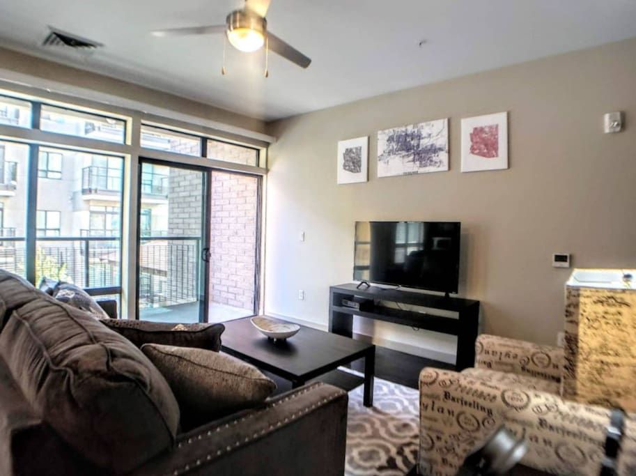 Photo of Livingroom in Evans Churchill