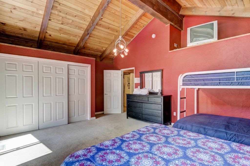 Photo of Bedroom in Highland Woods