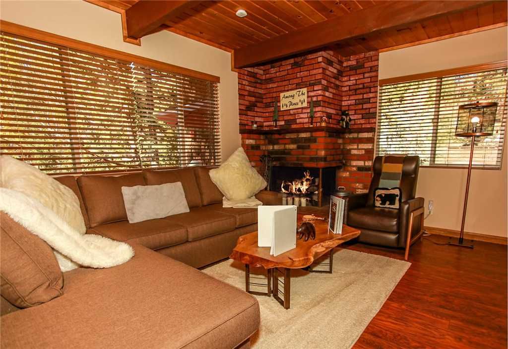 Photo of Livingroom in Whispering Forest