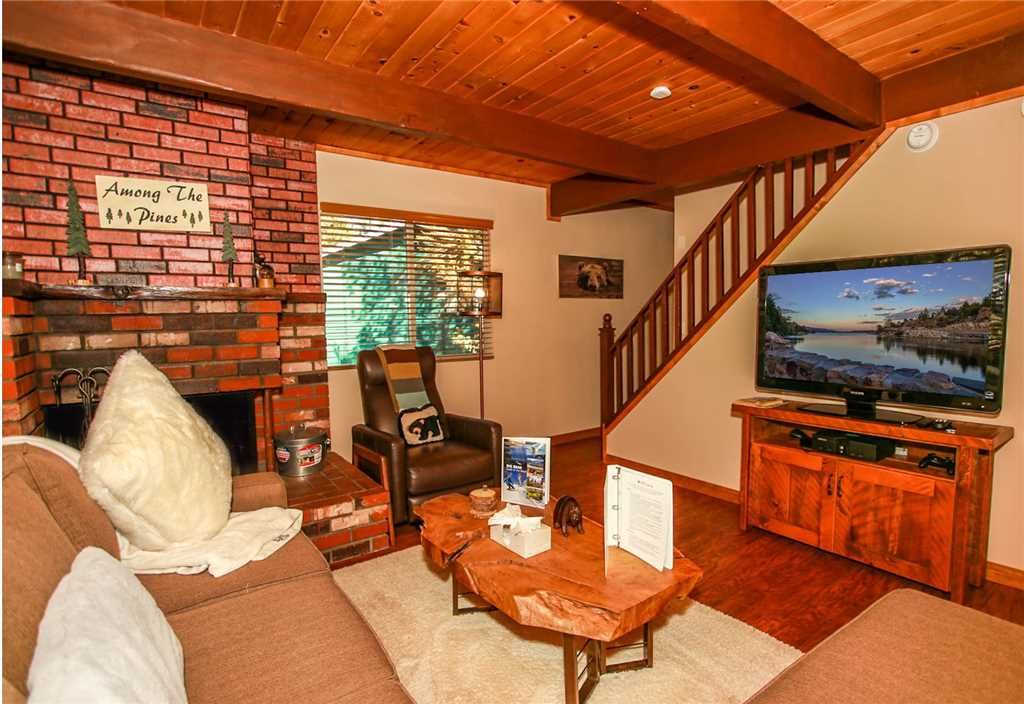 Photo of Livingroom in Whispering Forest