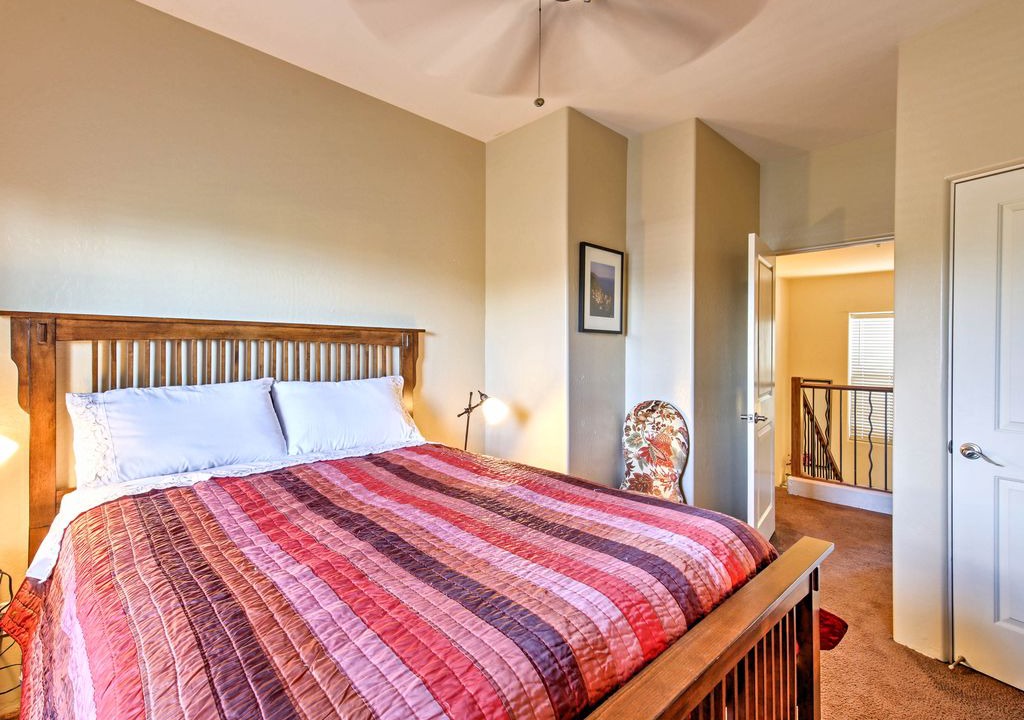 Photo of Bedroom in Sunset