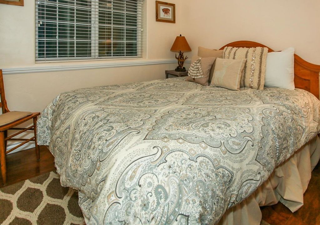 Photo of Bedroom in Whispering Forest