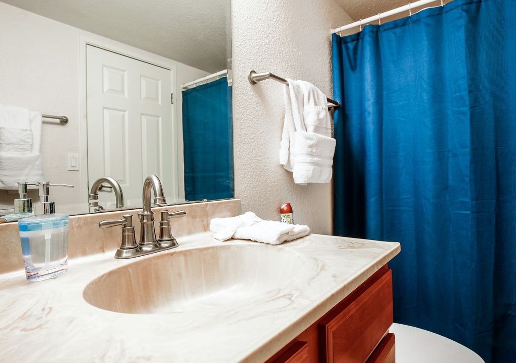 Photo of Bathroom in Sunset