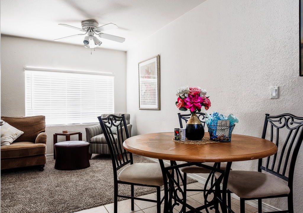 Photo of Livingroom in Sunset