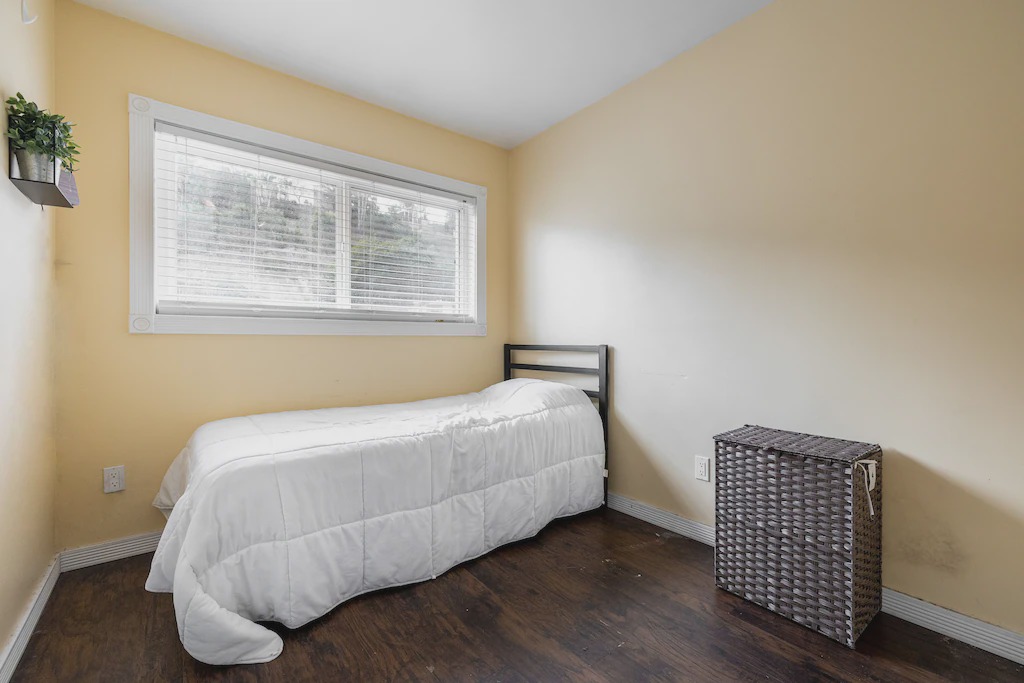 Photo of Bedroom in Middletown
