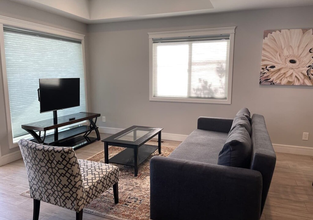 Photo of Livingroom in Northside