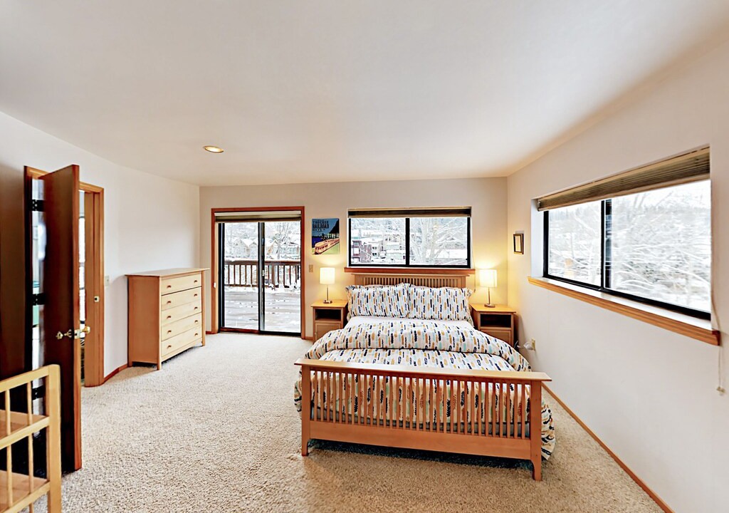 Photo of Bedroom in Downtown