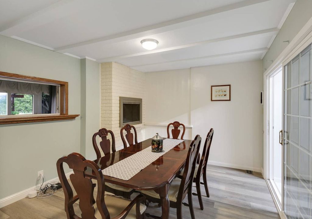 Photo of Livingroom in San Bruno