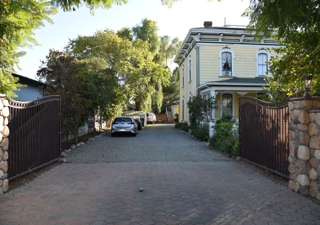 Photo of Buildings in Livermore