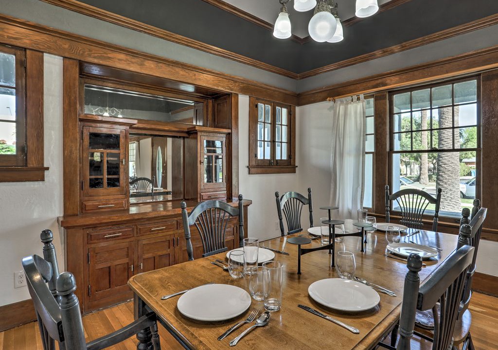 Photo of Livingroom in Roosevelt