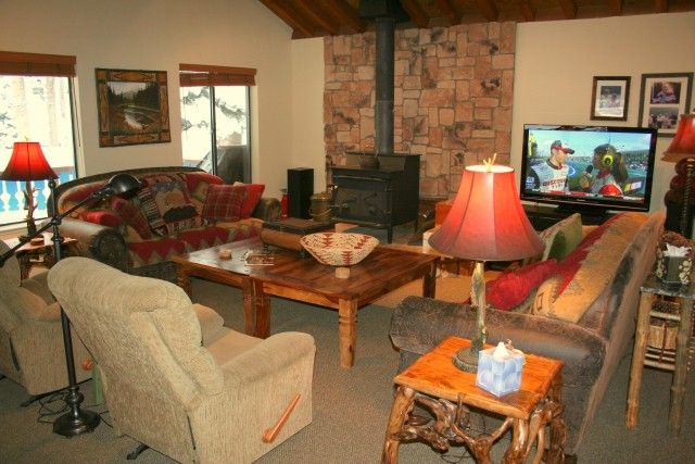 Photo of Livingroom in Donner Lake Woods
