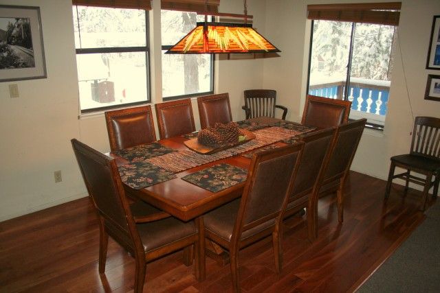 Photo of Livingroom in Donner Lake Woods