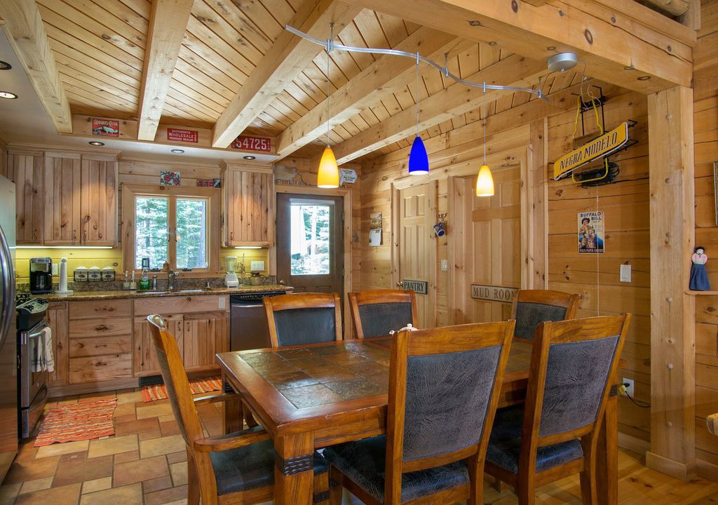 Photo of Livingroom in North Upper Truckee