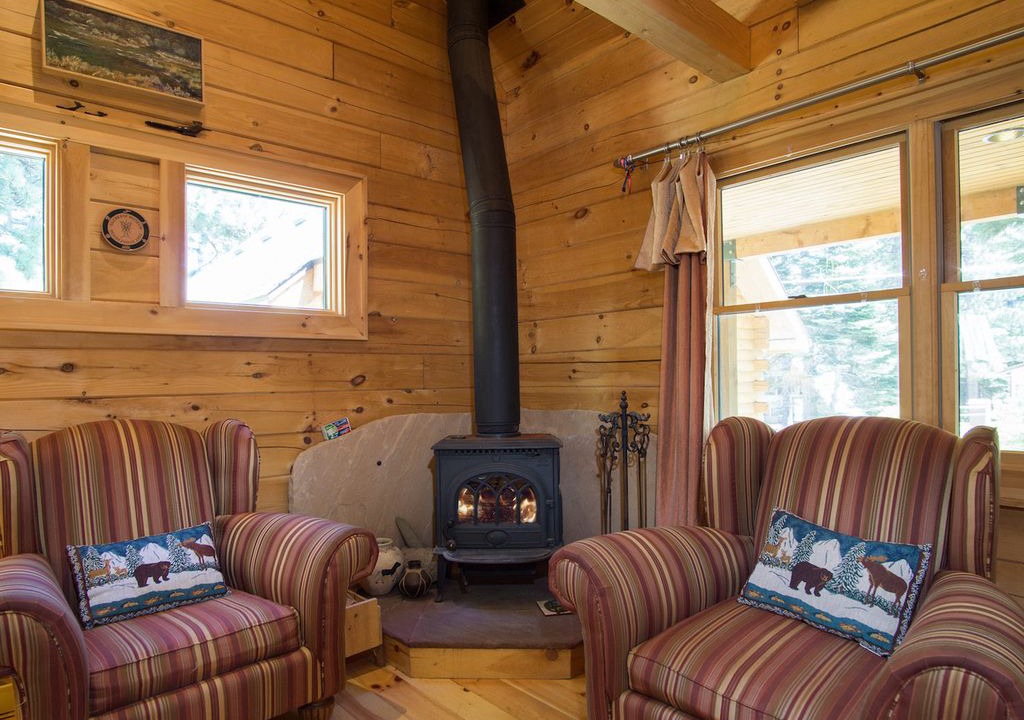Photo of Livingroom in North Upper Truckee