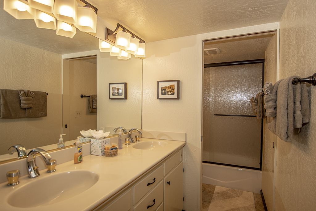 Photo of Bathroom in Carnelian Woods
