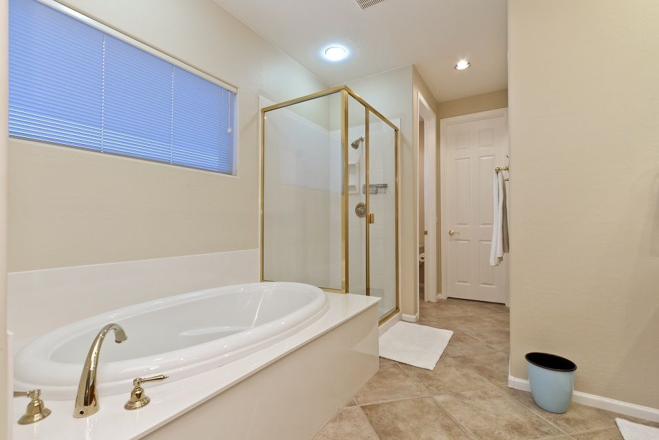 Photo of Bathroom in Talon Retreat