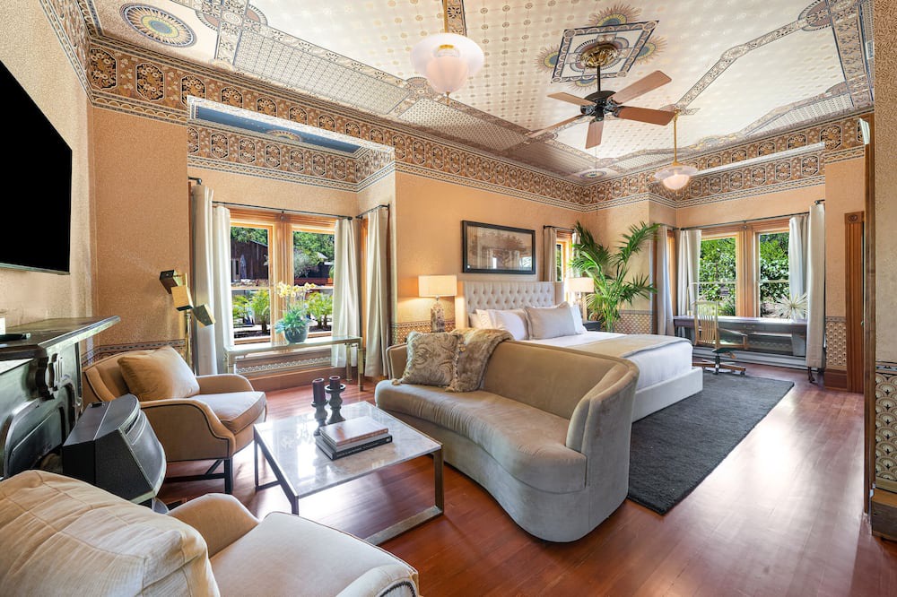Photo of Bedroom in Geyserville